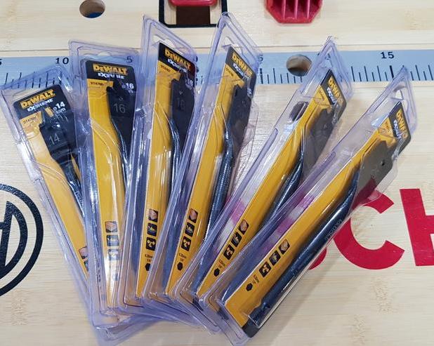 Перьевые сверла DeWalt: стоит ли оно того?