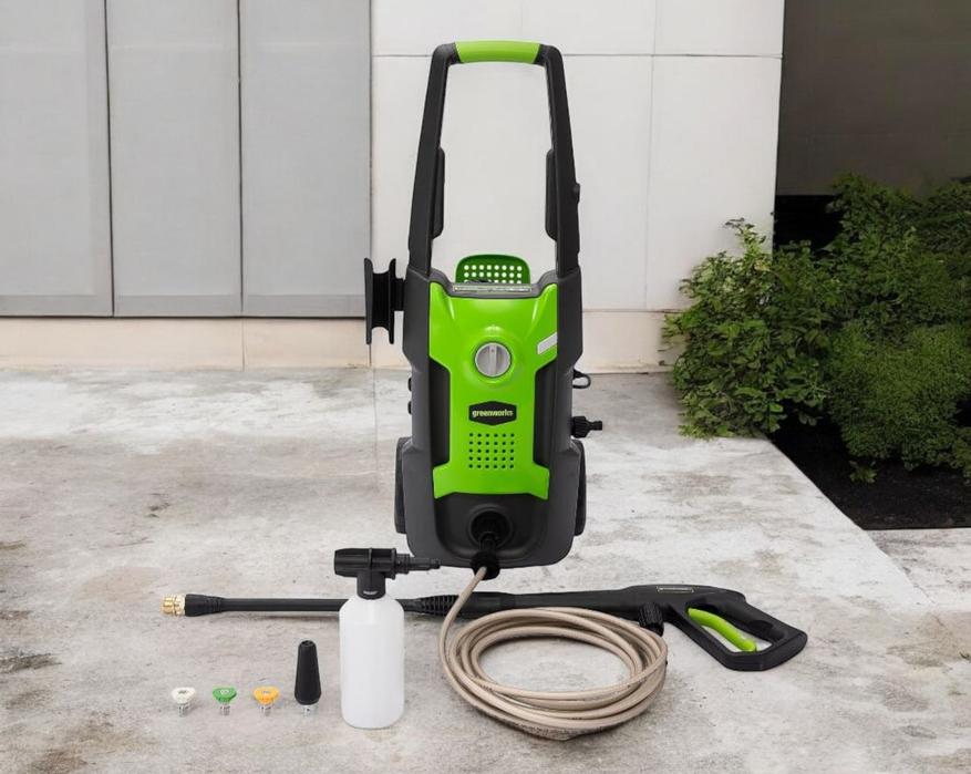 Greenworks представила новую модель мойки высокого давления GPWG3II